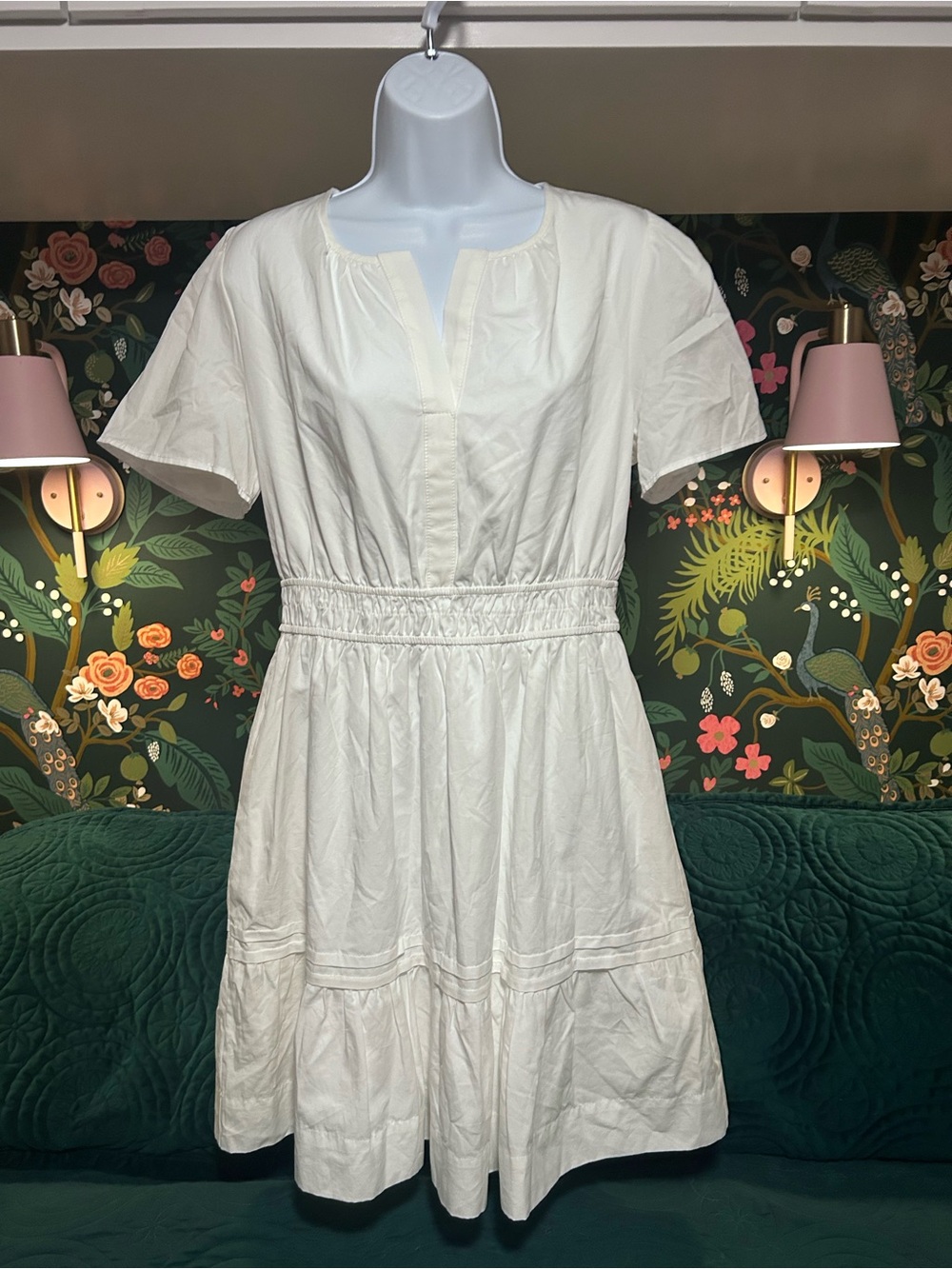 Women's White Short-Sleeve Smocked-Waist Tiered Dress